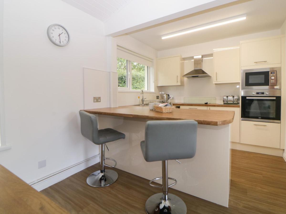 Harcombe House Bungalow 3 Newton Abbot Buitenkant foto