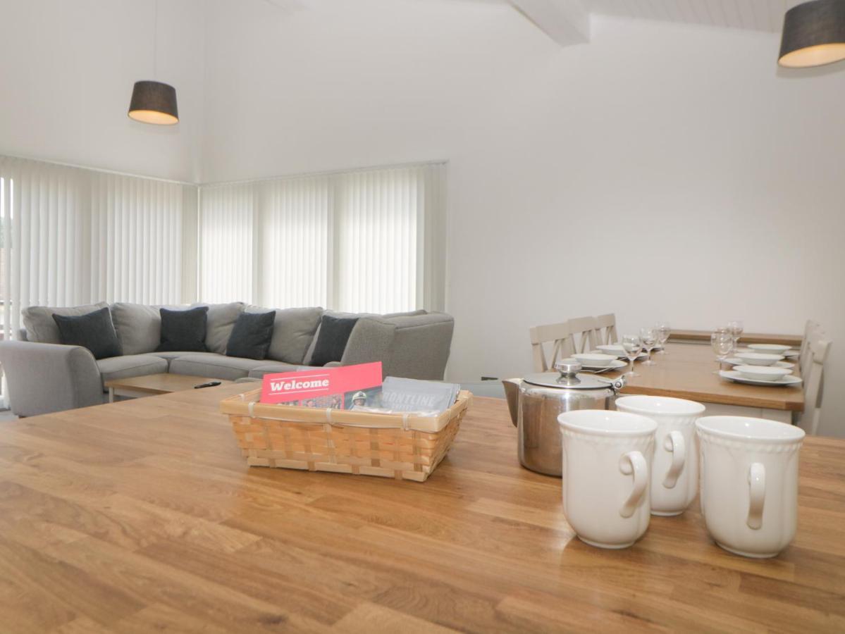 Harcombe House Bungalow 3 Newton Abbot Buitenkant foto